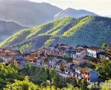 皖南黑豹队对阵庐州鲸鲨队,赛艇预选赛惊险晋级,内线统治篮板——回归即成焦点 皖南黑豹队对阵庐州鲸鲨队,赛艇预选赛惊险晋级,内线统治篮板——回归即成焦点